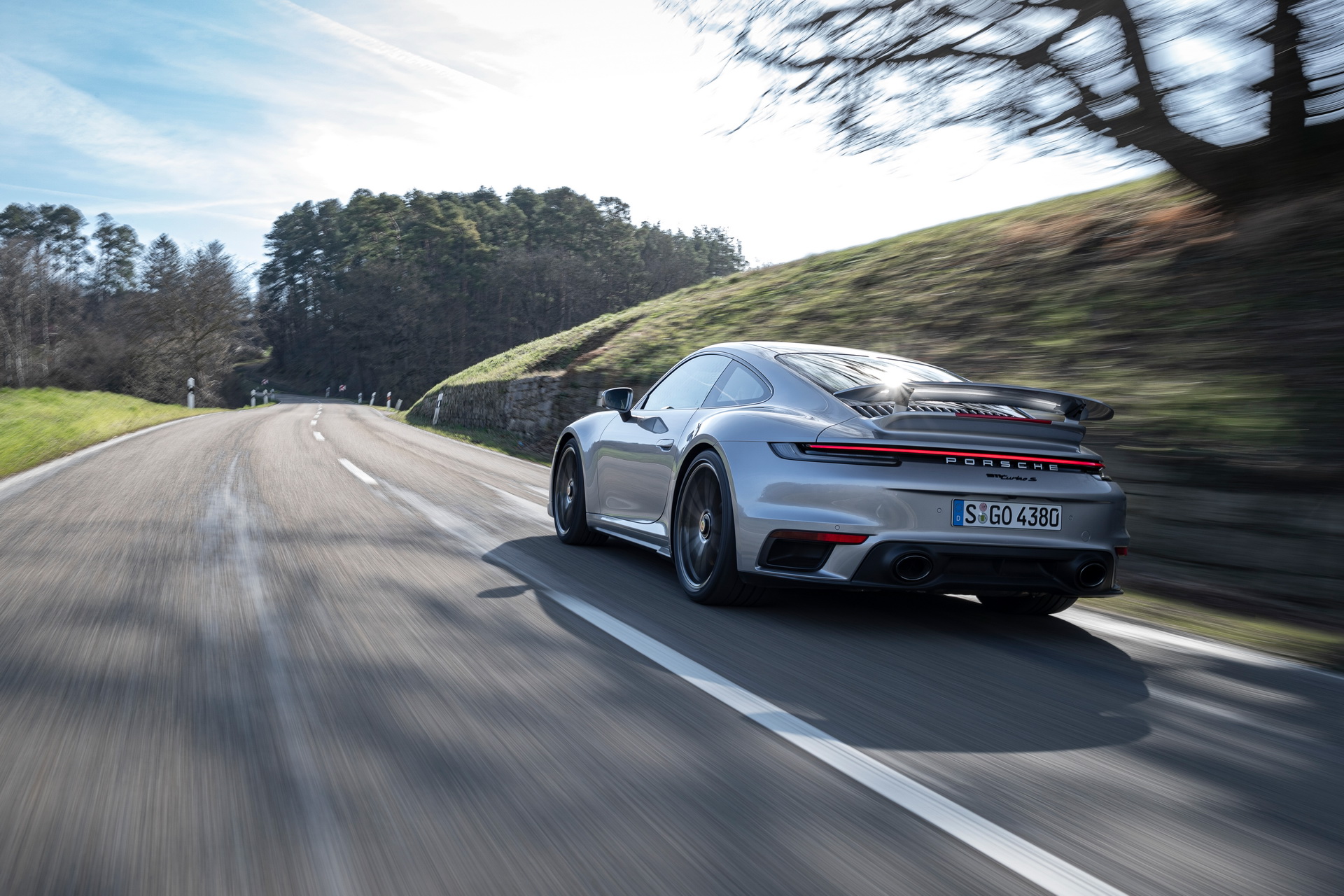 2020 Porsche 911 Turbo S 650 KM, 800 Nm, silnik, dane